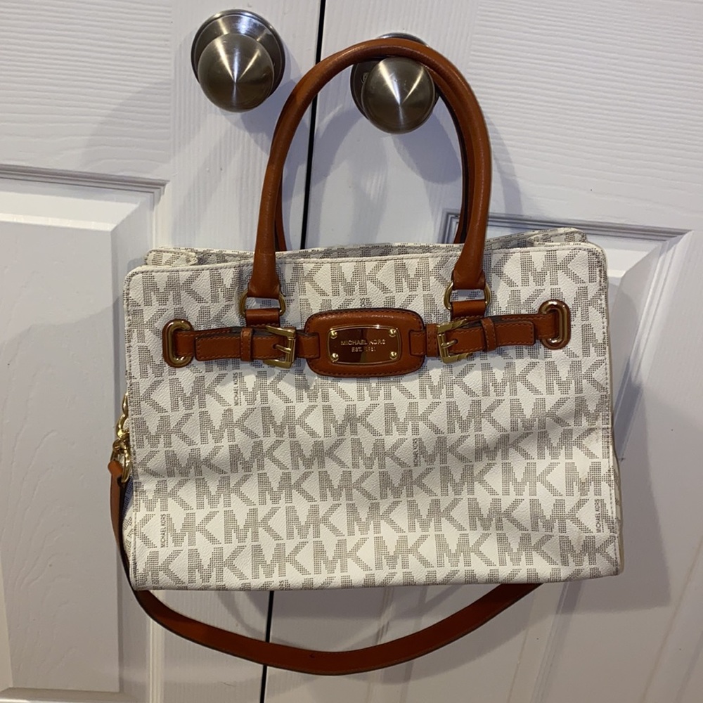 Michael Kors purse